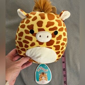 Gary the Giraffe Squishmallow, S7.5